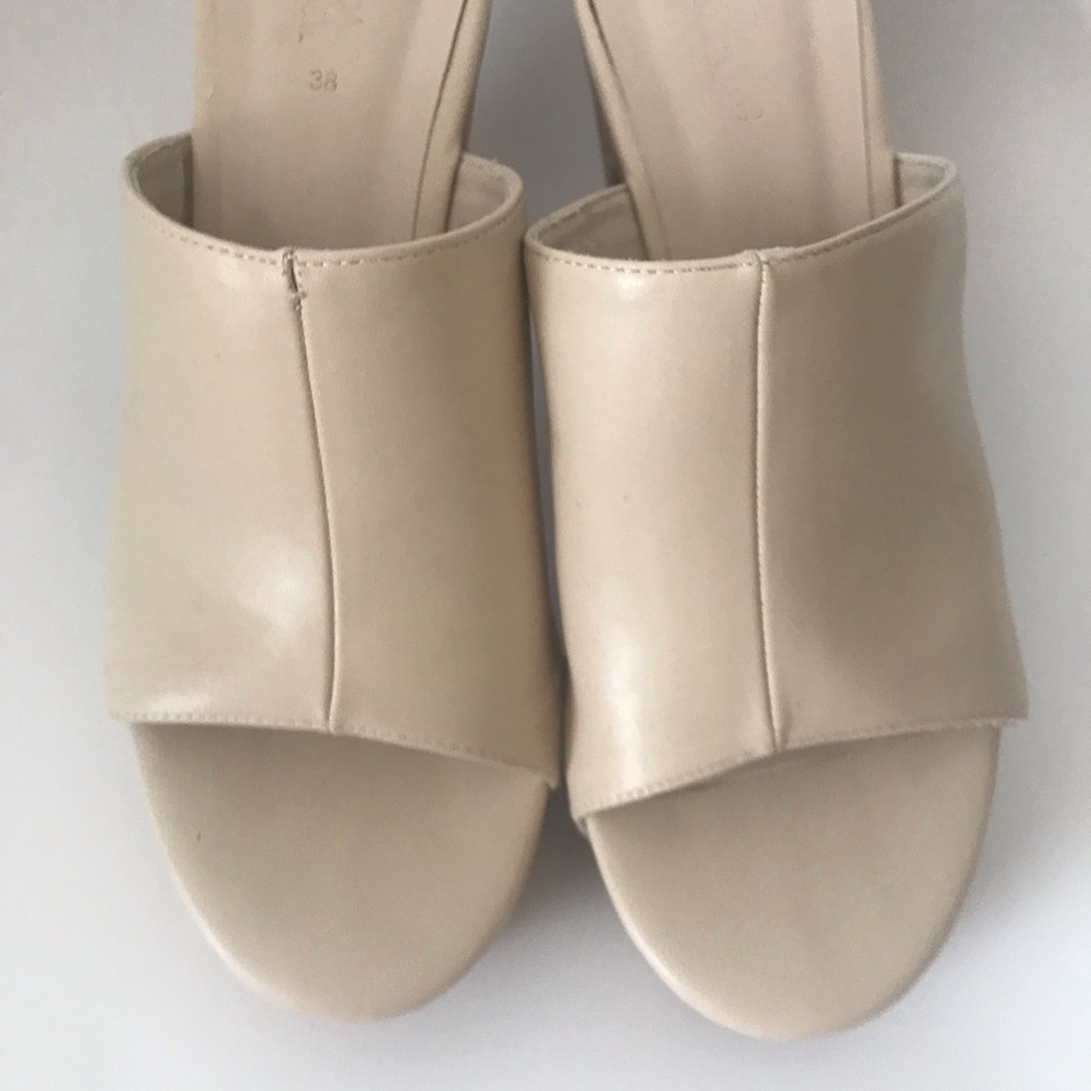 Zara cream colored platform sandals
